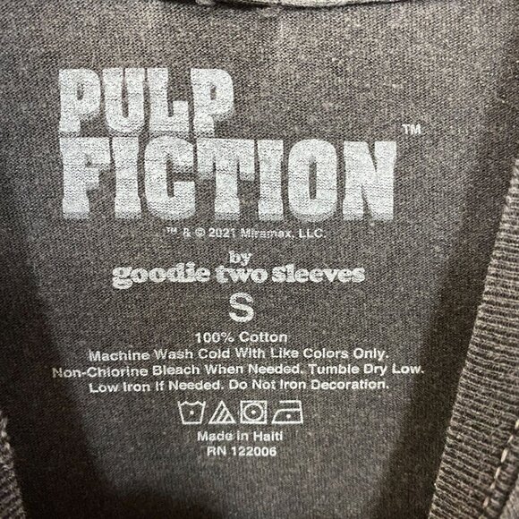 Mrs. Mia Wallace Pulp Fiction T-Shirt Small - Picture 4 of 4